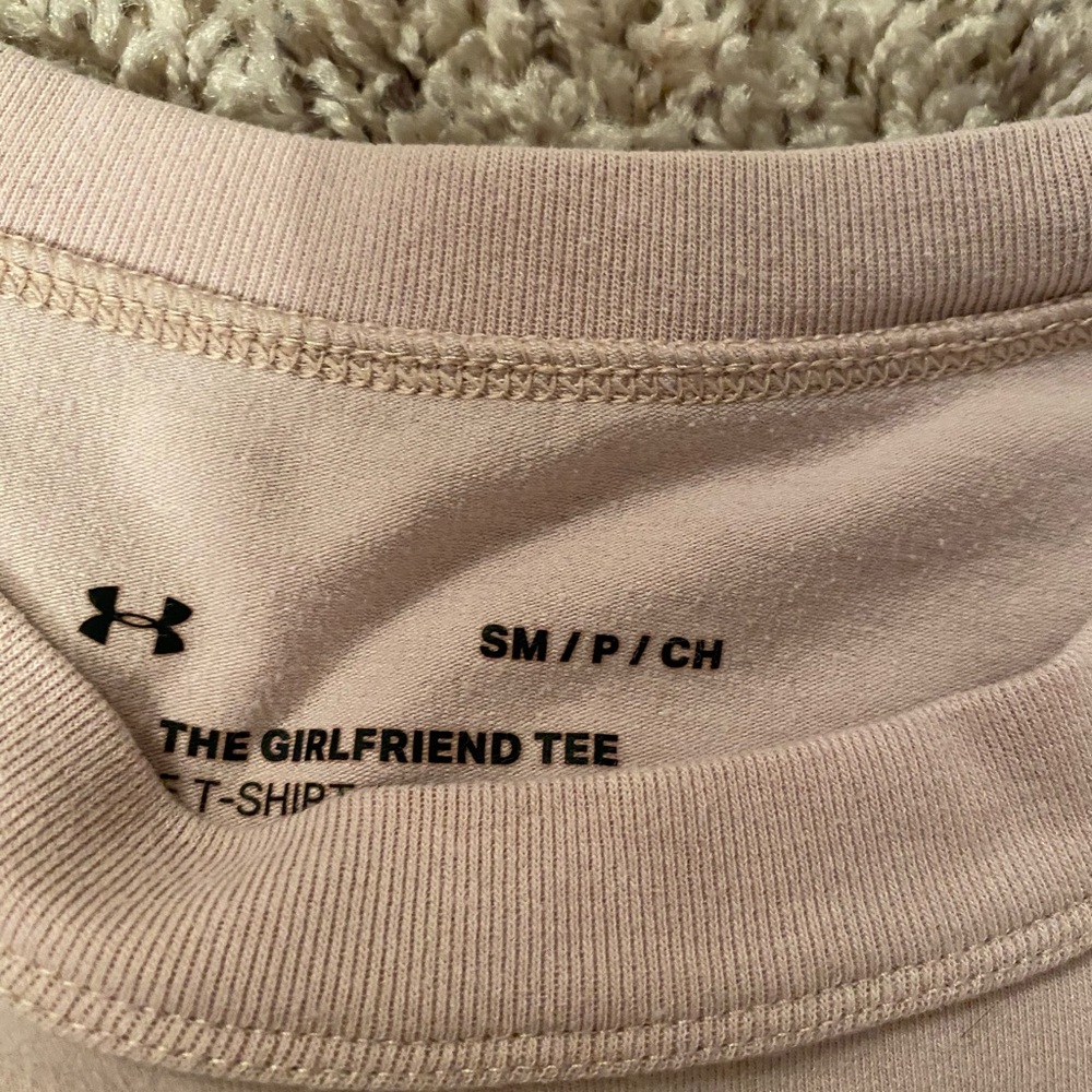 underarmour girlfriend t!